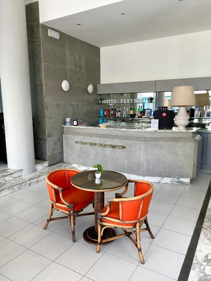 Hotel Flying Pesaro Exterior photo