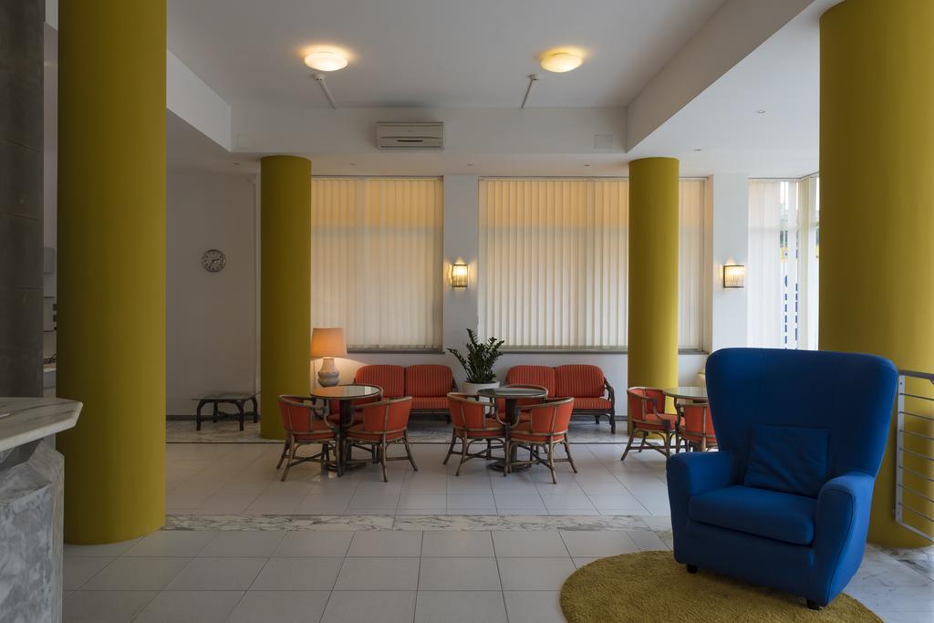 Hotel Flying Pesaro Exterior photo